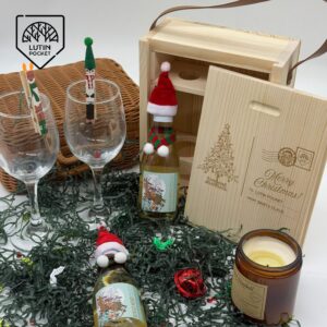 Christmas Mini Wine Set 2024